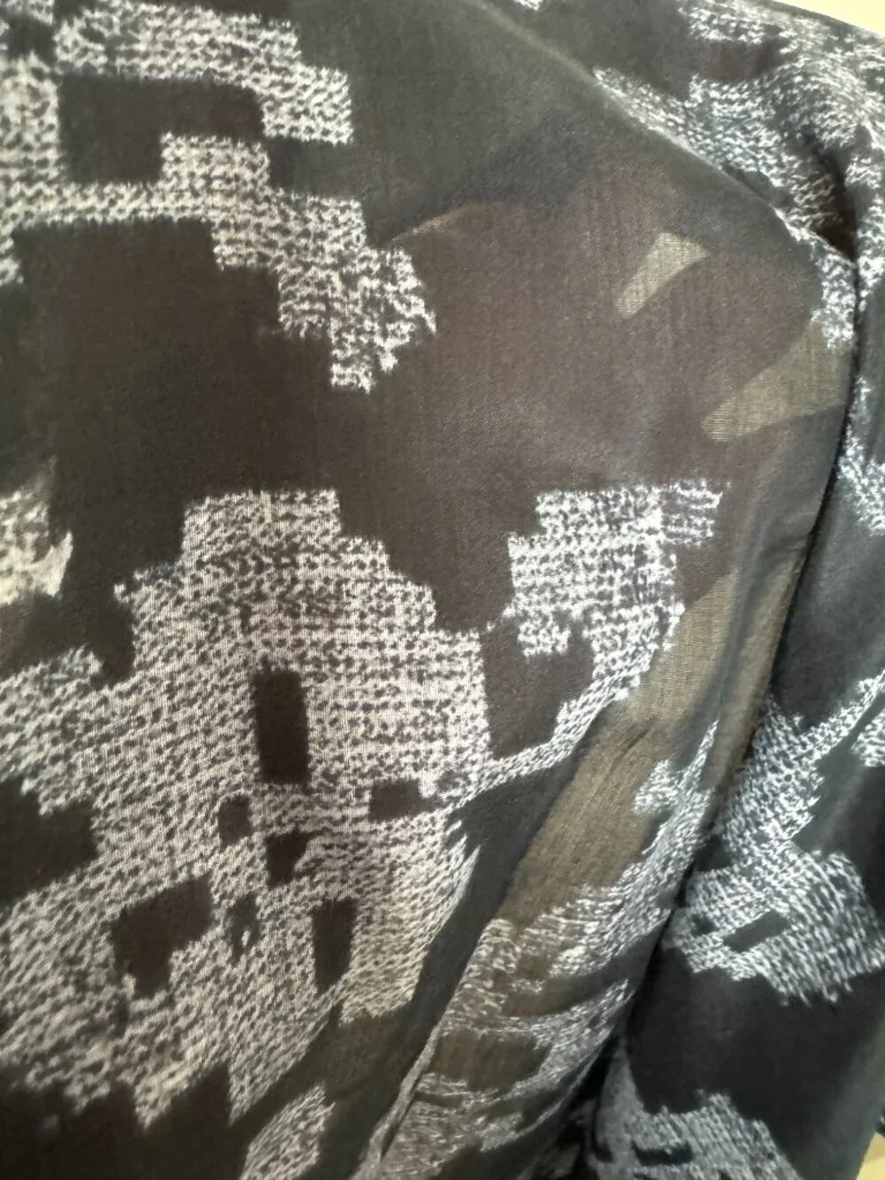 Rag & Bone Ultra Lightweight Soft  Scarf Cotton & Silk 47